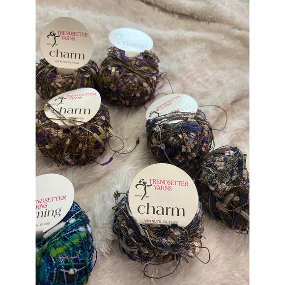 NEW Bundle lot of 33 trendsetter skeins yarns multiple colors - Picture 5 of 8